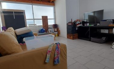 Venta PH con entrada independiente con cochera  y patio