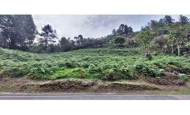 Vendo Lote en unidad cerrada en Las Palmas con linda vista