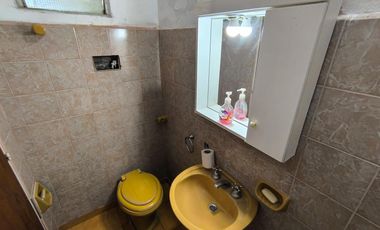 Terreno de 1.600 con quincho y casa en construcción, oportunidad