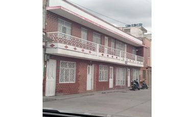 SE ARRIENDA CASA PARA INSTITUCION