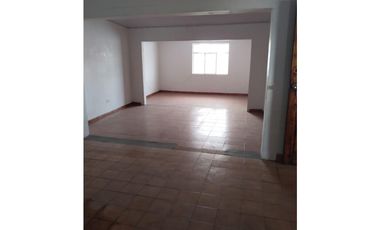 SE ARRIENDA CASA PARA INSTITUCION