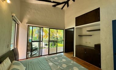 SE VENDE MAGNFICA  CASA EN FUSA CON PISCINA PRIVADA