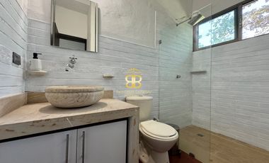 SE VENDE MAGNFICA  CASA EN FUSA CON PISCINA PRIVADA