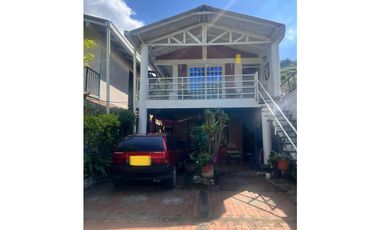 CASA LOTE EN VENTA MULALO YUMBO