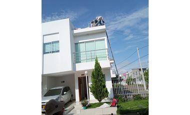 VENTA DE CASA ESQUINERA EN ALTOS DE ALEJANDRA - MONTERIA