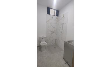 EN ARRIENDO LOCAL DE 110 MTS EN LA CEJA