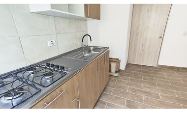 Vendo apto para estrenar La Estrella, totalmente terminado, piso alto