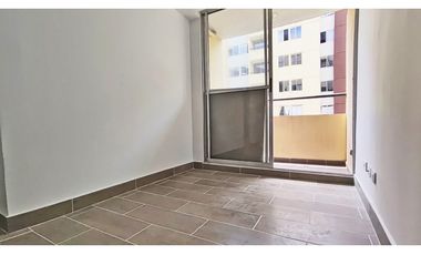 Vendo apto para estrenar La Estrella, totalmente terminado, piso alto