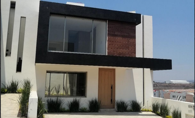 Casas en Venta dentro de Cañadas del Bosque etapa 4, Tres Marías, Morelia