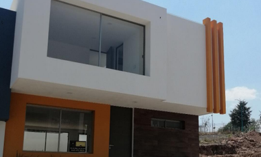 Casas en Venta dentro de Cañadas del Bosque etapa 4, Tres Marías, Morelia