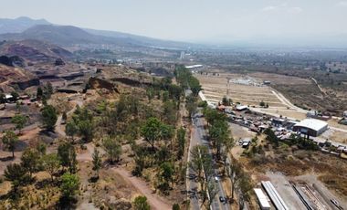 Terreno en RENTA sobre Carretera a Quiroga en Morelia