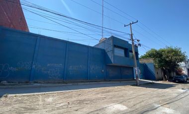 Bodega en RENTA, sobre Carretera a Salamanca, Fracc. Los Ángeles