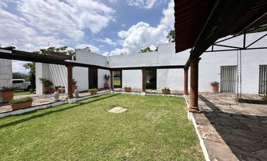 Propiedad en VENTA sobre Carretera Morelia-Pátzcuaro, Municipio de Tiripetío