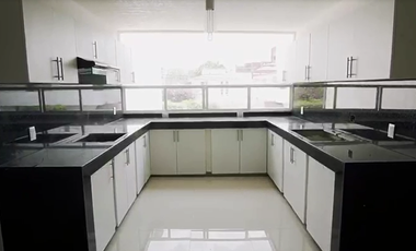 *Edificio de departamentos en VENTA en Chapultepec Norte, Morelia