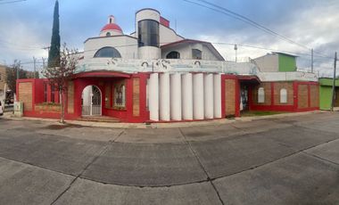 Casa en VENTA en col. Manantiales, Morelia