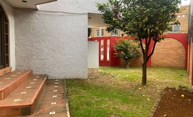 Casa en VENTA en col. Manantiales, Morelia