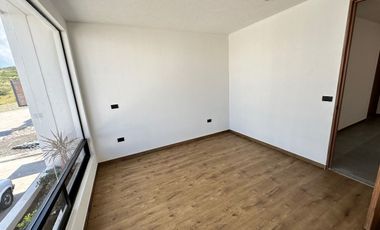 Casa en VENTA, dentro del Fracc. Cañadas del Bosque, Tres Marías, Morelia