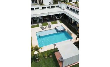 Casa campestre en venta en condominio cerrado - Rozo Palmira Valle