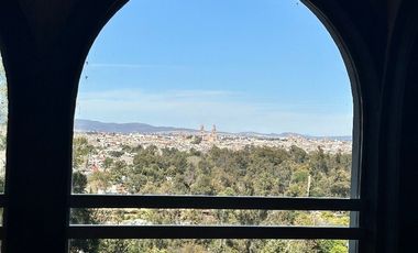Edificio en VENTA  en Col. Vista Bella en Morelia