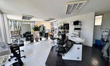 Local Comercial en RENTA  justo a espaldas de La Paloma, en Morelia