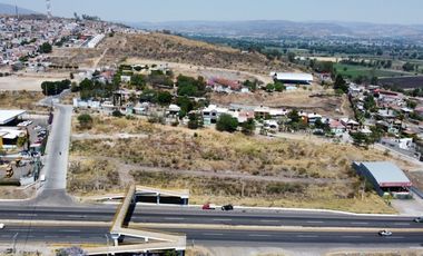 Terreno en RENTA sobre Carretera a Salamanca, San José Trinidad