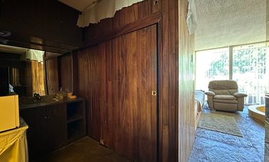 Casa en VENTA, a 1 cuadra de Av. Camelinas, Morelia.