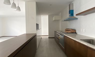 Casa en VENTA, en Vistas Altozano, dentro de Coto Cisnes, en Morelia