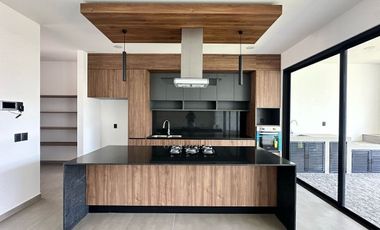 Casa en VENTA Fracc. Álamos en Tres Marías, Morelia