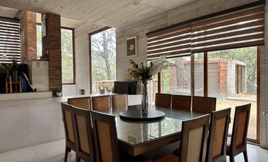 Casa en VENTA dentro del Fracc. Bosques del Paraíso, Mil Cumbres en Morelia