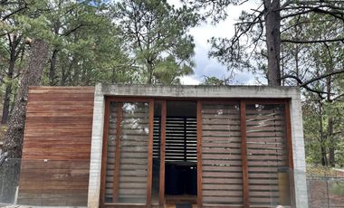 Casa en VENTA dentro del Fracc. Bosques del Paraíso, Mil Cumbres en Morelia