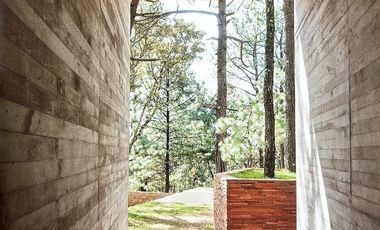 Casa en VENTA dentro del Fracc. Bosques del Paraíso, Mil Cumbres en Morelia