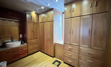 Casa en VENTA dentro del Fracc. Bosques del Paraíso, Mil Cumbres en Morelia