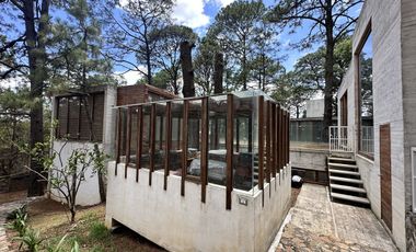 Casa en VENTA dentro del Fracc. Bosques del Paraíso, Mil Cumbres en Morelia