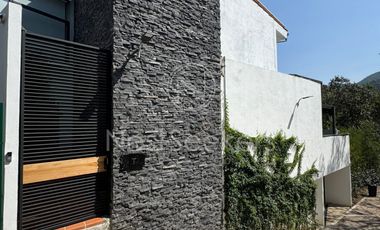 Moderna Casa en venta en zona de fácil acceso