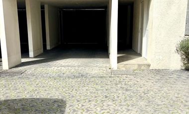 Edificio en Venta con 500 m2 de Jardín, Cuitláhuac, Tlalpan, CDMX
