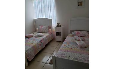 VENDO CASA 3HABITACIONES Y DOS BAÑOS LA ARBOLEDA