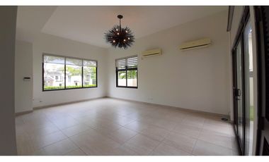 Venta de Casa en Nativa, Panamá Pacifico