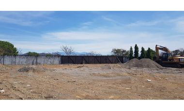 Venta de terreno con oficina en vía interamericana, David, San Pablo