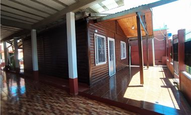 VENTA DE 3 CASAS JUNTAS, ZONA  CONSTITUCION Y COCOMAROLA