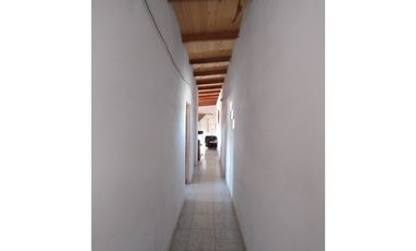 VENTA DE 3 CASAS JUNTAS, ZONA  CONSTITUCION Y COCOMAROLA