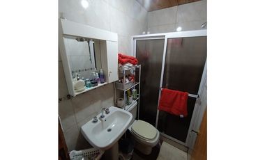 VENTA DE 3 CASAS JUNTAS, ZONA  CONSTITUCION Y COCOMAROLA