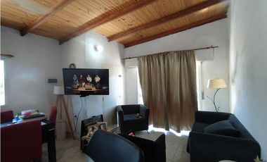 VENTA DE 3 CASAS JUNTAS, ZONA  CONSTITUCION Y COCOMAROLA