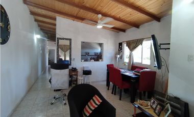 VENTA DE 3 CASAS JUNTAS, ZONA  CONSTITUCION Y COCOMAROLA