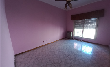 CASA PH FONDO CALLE BEDOYA