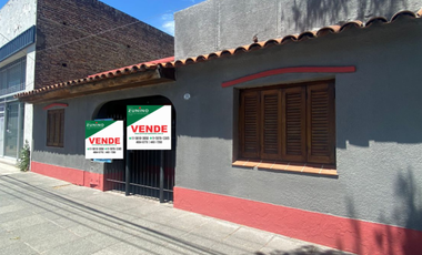 Casa de cuatro ambientes a la venta en Bella Vista
