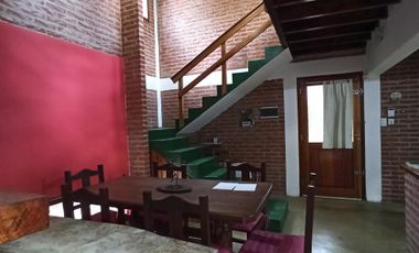 ALQUILER DE CABAÑA PARA 7/8 PERSONAS EN MAR AZUL, CALLE 46. PRECIO POR SEMANA DIC Y MARZO