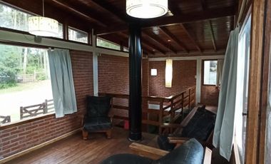 ALQUILER DE CABAÑA PARA 7/8 PERSONAS EN MAR AZUL, CALLE 46. PRECIO POR SEMANA DIC Y MARZO