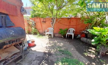 CASA EN VENTA - ISIDRO CASANOVA