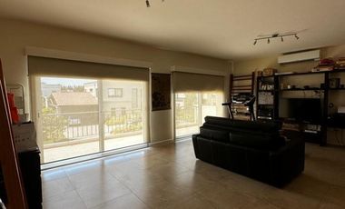 Excelente casa en el barrio BELLA VISTA CHICO en alquiler
