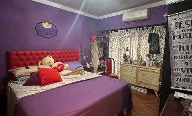 Casa de cinco ambientes a la venta en Los Polvorines, APTO CREDITO